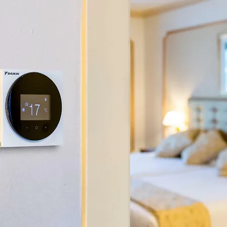 Roger De Llúria Hotel 4*