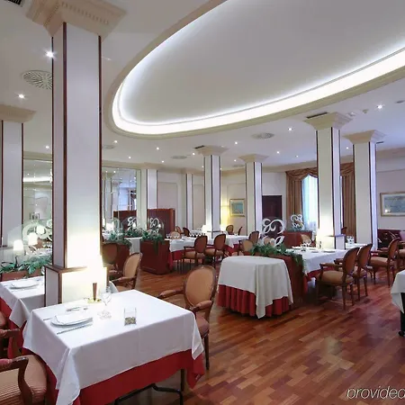 Roger De Llúria Hotel