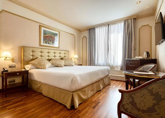 Hotel Roger De Lluria