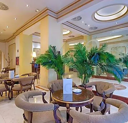 Hotel Roger De Llúria
