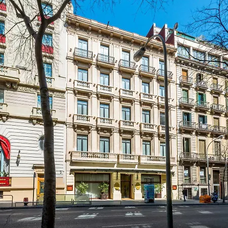 ロジャー デ ジュリア 4*