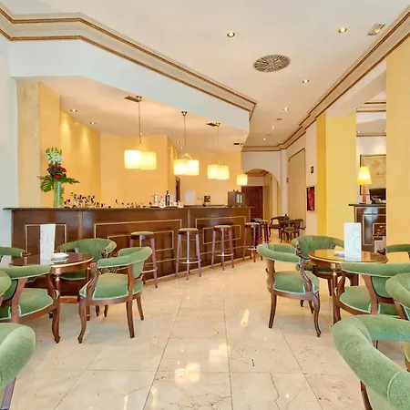 Hotel Roger De Llúria