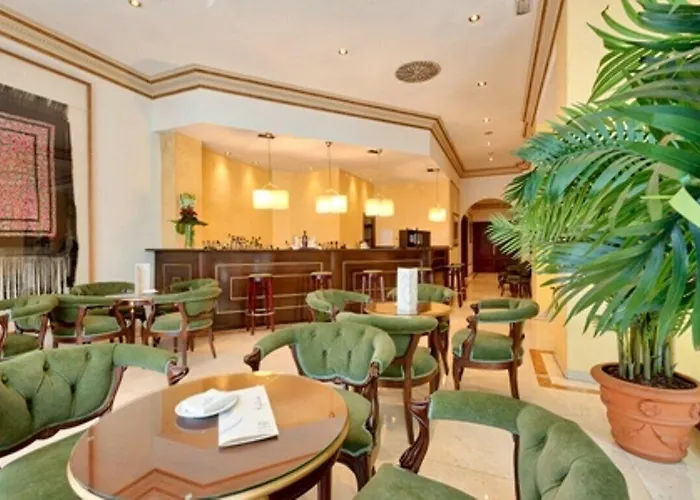 ホテル ロジャー デ ジュリア 4*