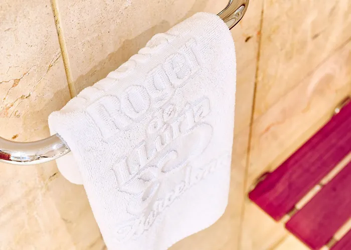 ロジャー デ ジュリア 4* バルセロナ