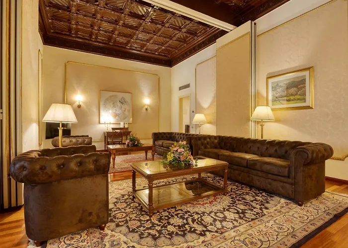 ロジャー デ ジュリア 4*