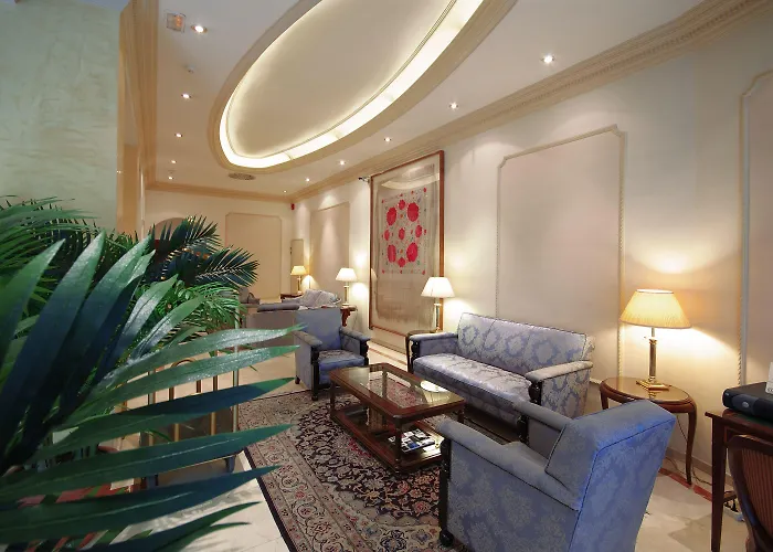 ホテル ロジャー デ ジュリア 4*