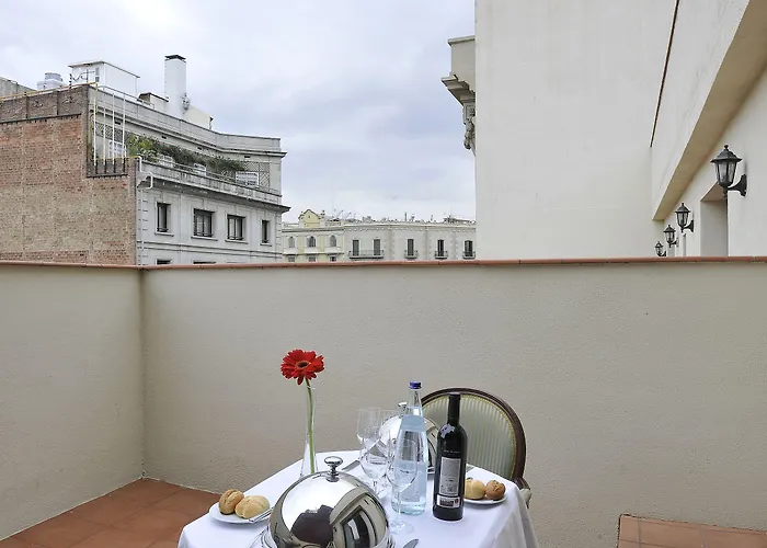 ロジャー デ ジュリア 4*