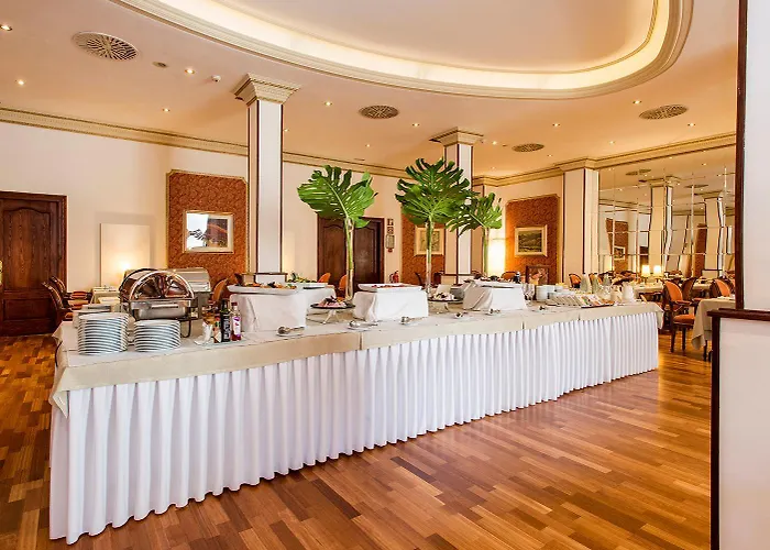 ロジャー デ ジュリア