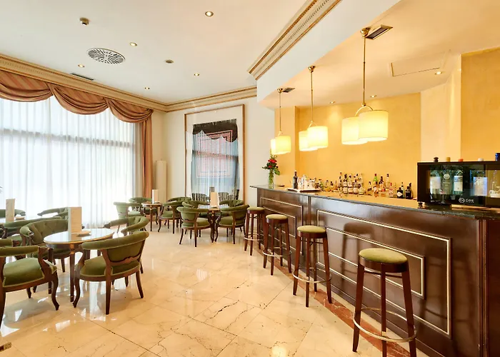 ホテル ロジャー デ ジュリア