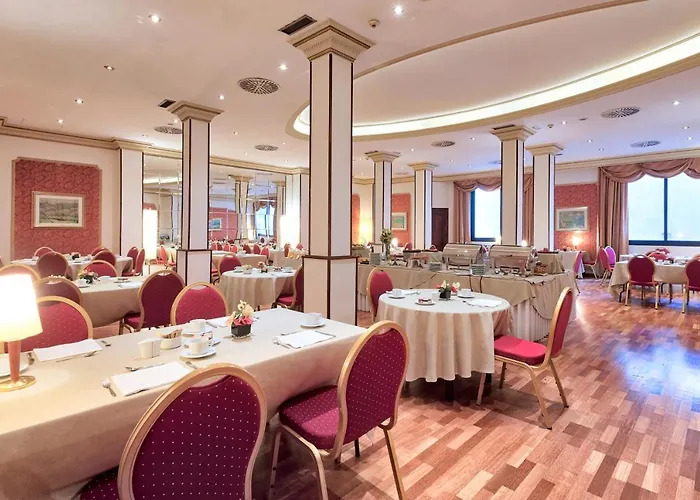 ロジャー デ ジュリア ホテル 4*