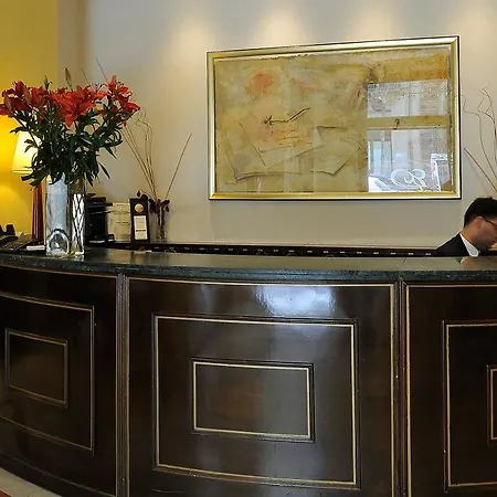 Roger De Lluria Hotel Barcellona