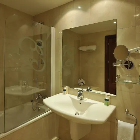 Otel Roger De Lluria 4*